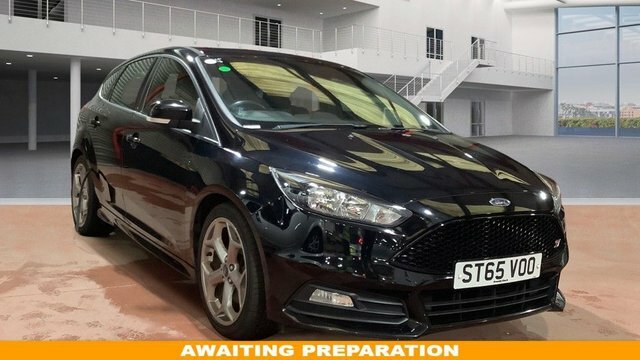 Compare Ford Focus 2.0 St-1 247 Bhp ST65VOO Black