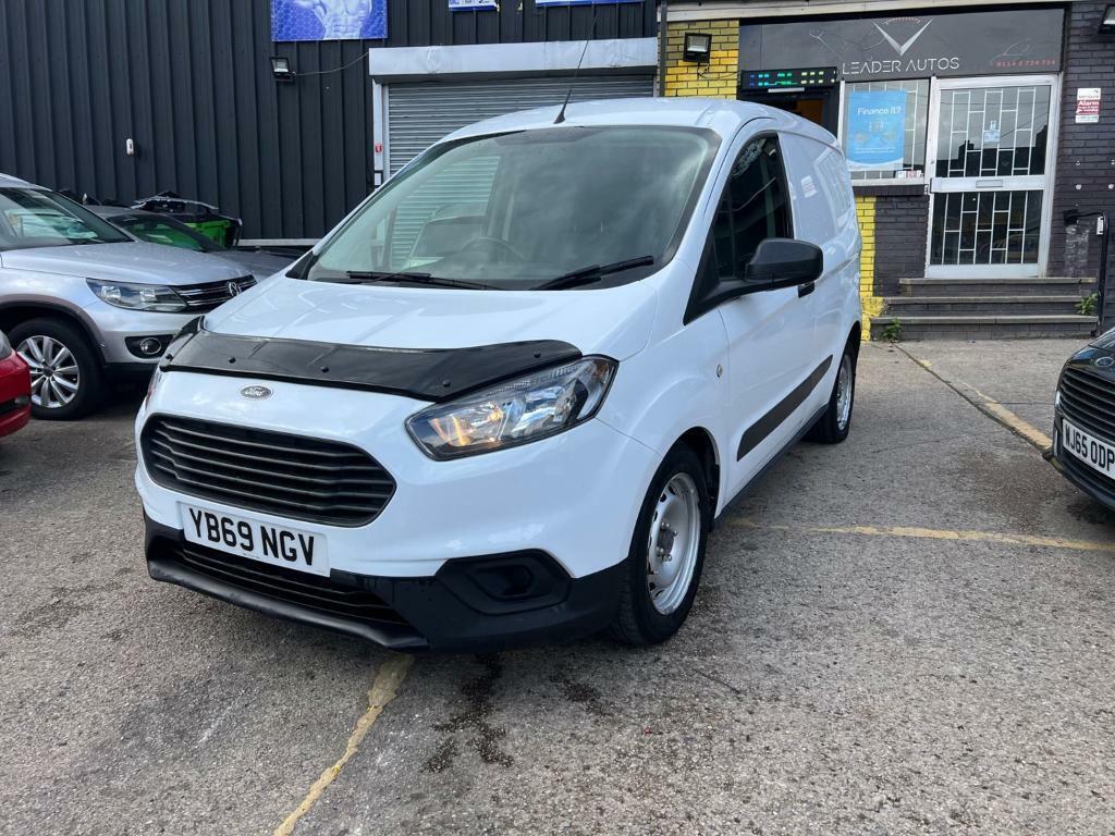 Compare Ford Transit Courier Courier 1.5 Tdci Van 6 Speed No Vat No Vat Cat YB69NGV White