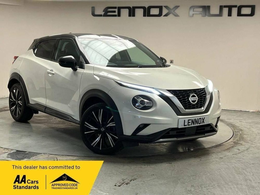 Compare Nissan Juke 1.0 Dig-t Tekna Dct Euro 6 Ss YV21CWP White