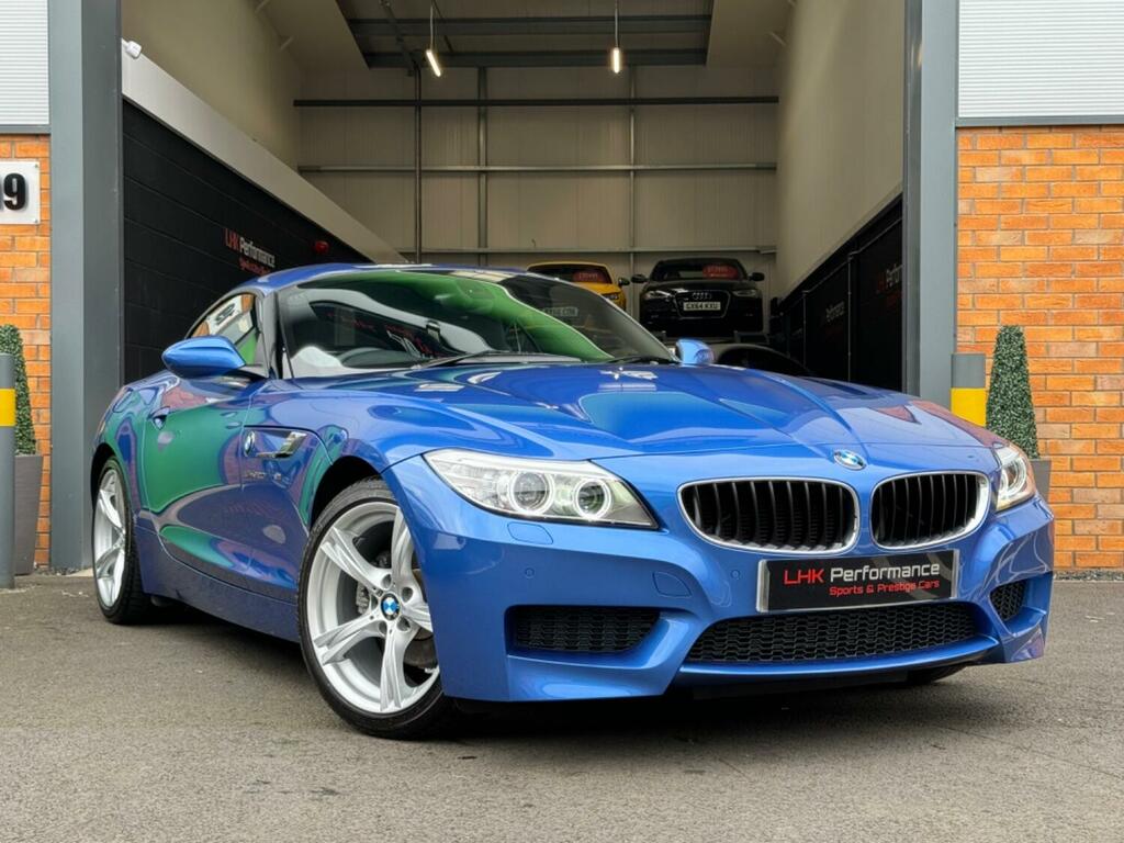 Compare BMW Z4 Convertible 2.0 GJ16FLC Blue