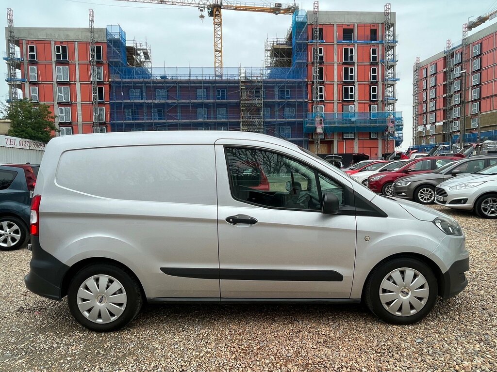 Compare Ford Transit Courier Courier Base Tdci.. GX65XSU Silver
