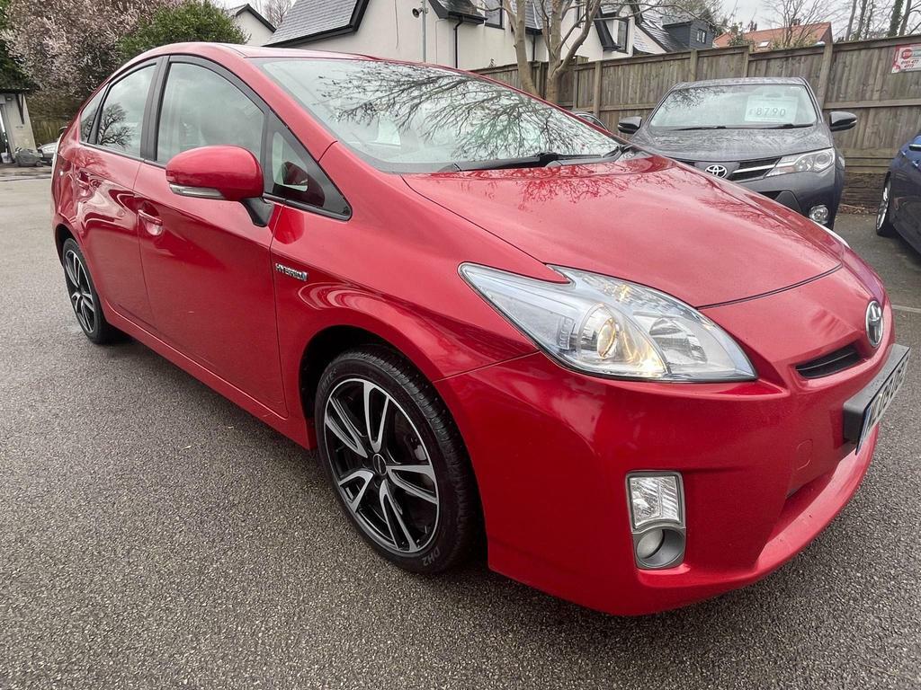 Compare Toyota Prius 1.8 Vvt-h T4 Cvt Euro 5 Ss ML09UGC Red