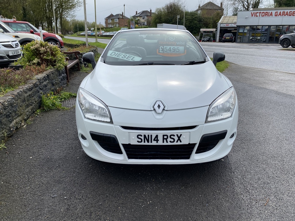 Compare Renault Megane 1.6 Dci Energy SN14RSX 