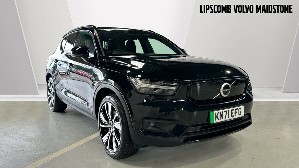 Compare Volvo XC40 Recharge Pro, Twin Motor Panoramic Roof-pilot Ass KN71EFG Black