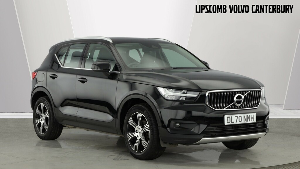 Compare Volvo XC40 T3 Inscription - Leather Upholstery, Sensus Nav DL70NNH Black