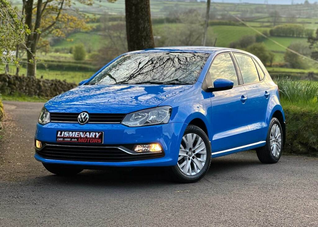 Compare Volkswagen Polo Se Tsi UFZ7598 Blue