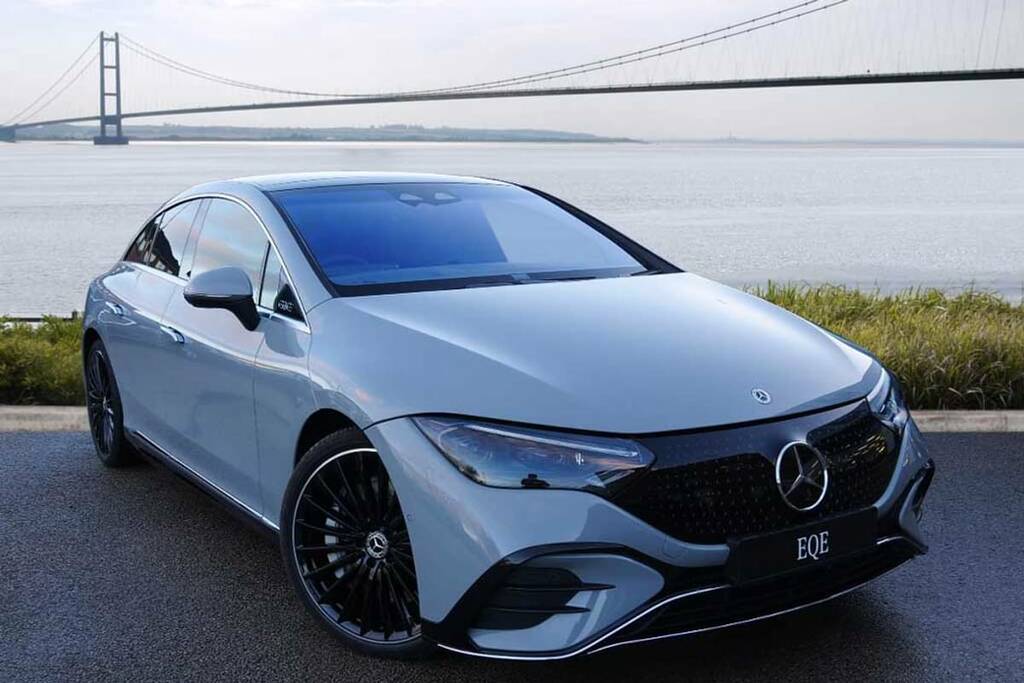 Mercedes-Benz EQE 300 180Kw Amg Line Premium Plus 89Kwh Grey #1