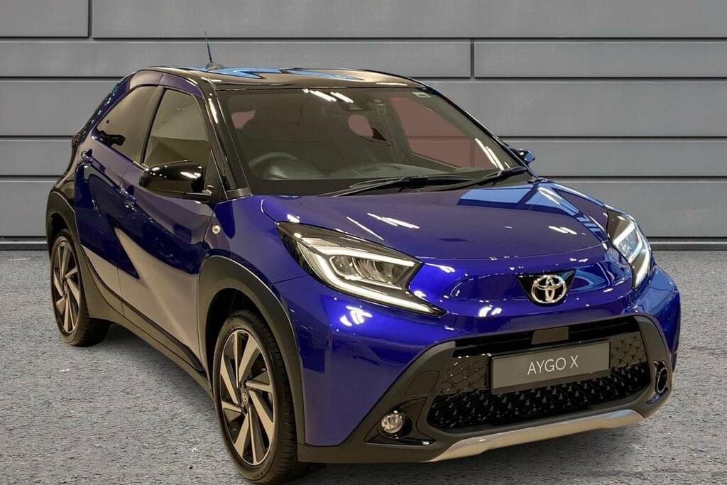 Compare Toyota Aygo X 1.0 Vvt-i Exclusive WM73KSV Blue