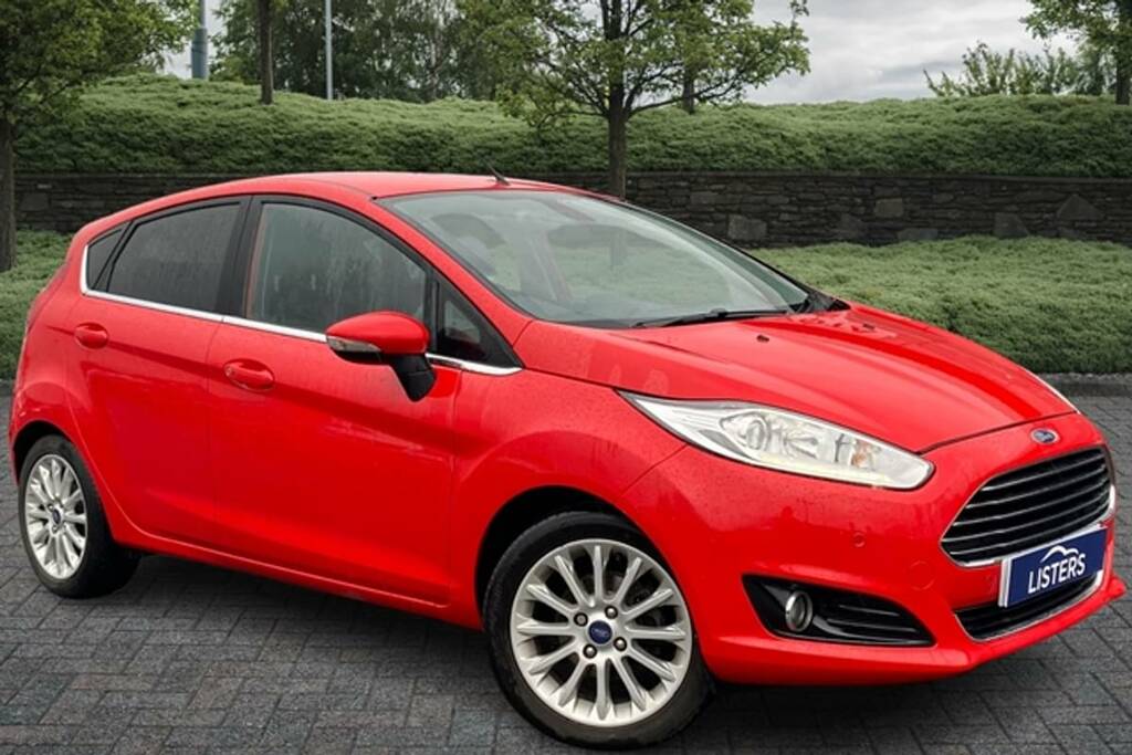 Compare Ford Fiesta 1.0 Ecoboost 125 Titanium X FT63JUE Red