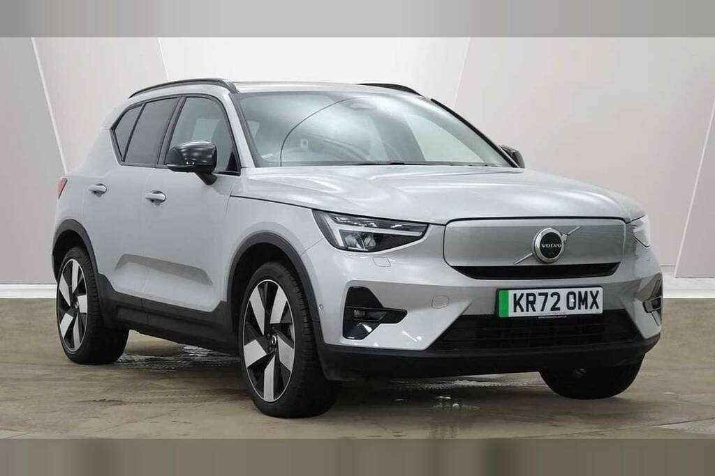 Compare Volvo XC40 175Kw Recharge Ultimate 69Kwh KR72OMX Silver