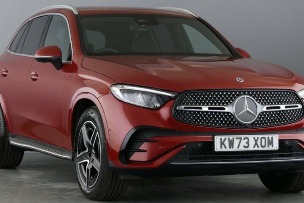 Compare Mercedes-Benz GLC Class 300 4Matic Amg Line 9G-tronic KW73XOM Red
