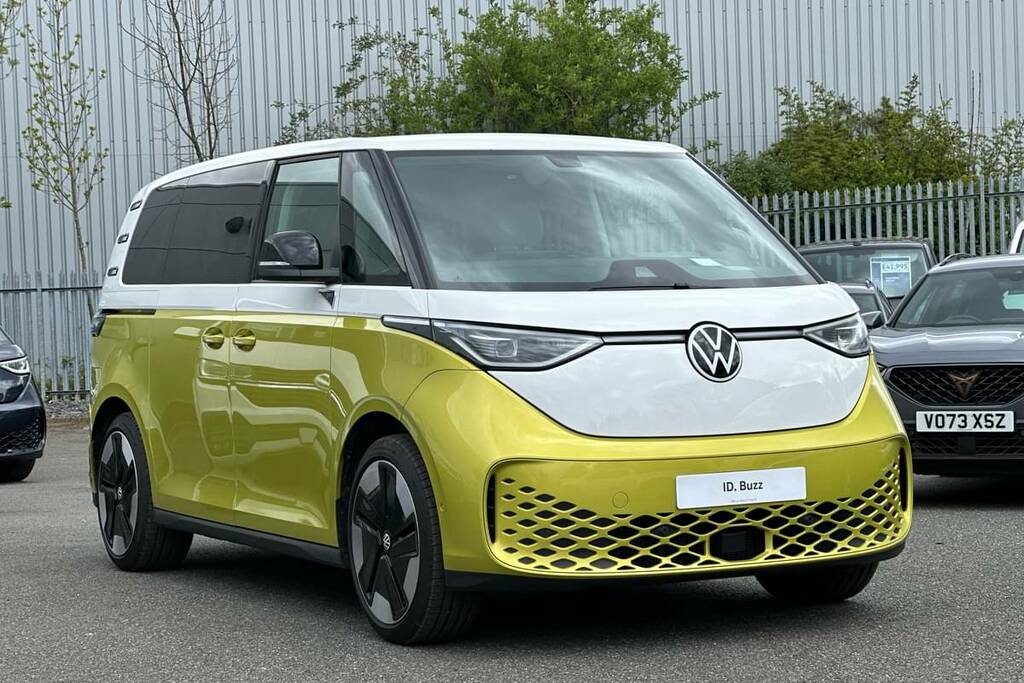 Volkswagen ID.Buzz 150Kw 1St Edition Pro 77Kwh Yellow #1