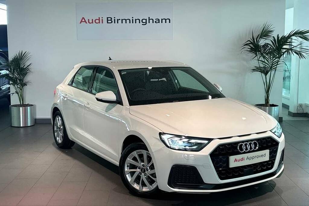 Compare Audi A1 25 Tfsi Sport S Tronic VN72WEW White