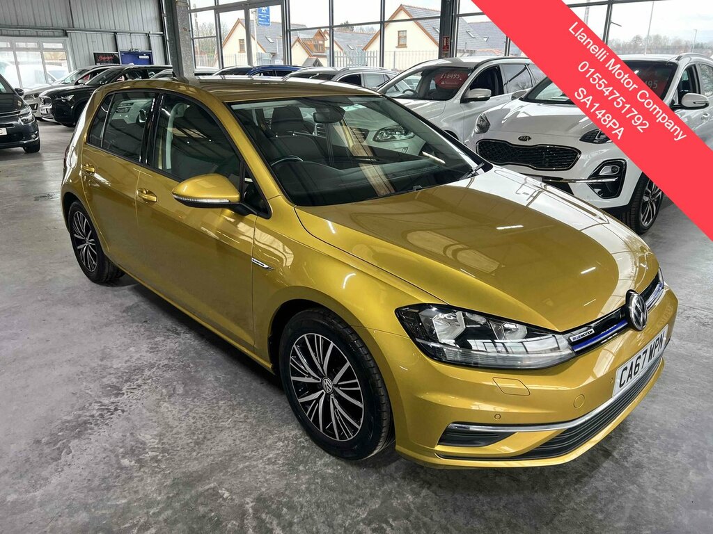 Compare Volkswagen Golf Tsi Evo Se Nav CA67WPN Yellow