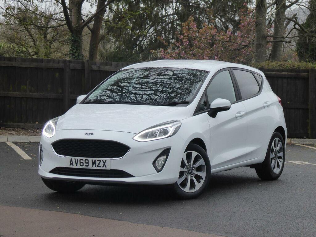 Compare Ford Fiesta Hatchback 1.1 Ti-vct Trend 201969 AV69MZX White