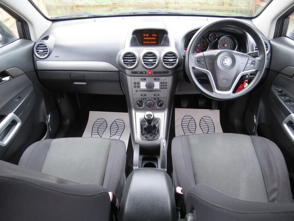 Compare Vauxhall Antara 2.0 Cdti 16V E Mot May 2025 EA08TXO Black