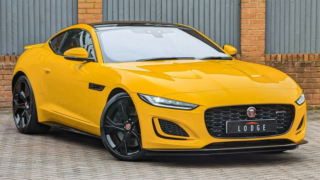 Jaguar F-Type 5.0 V8 R-dynamic Euro 6 Ss Yellow #1