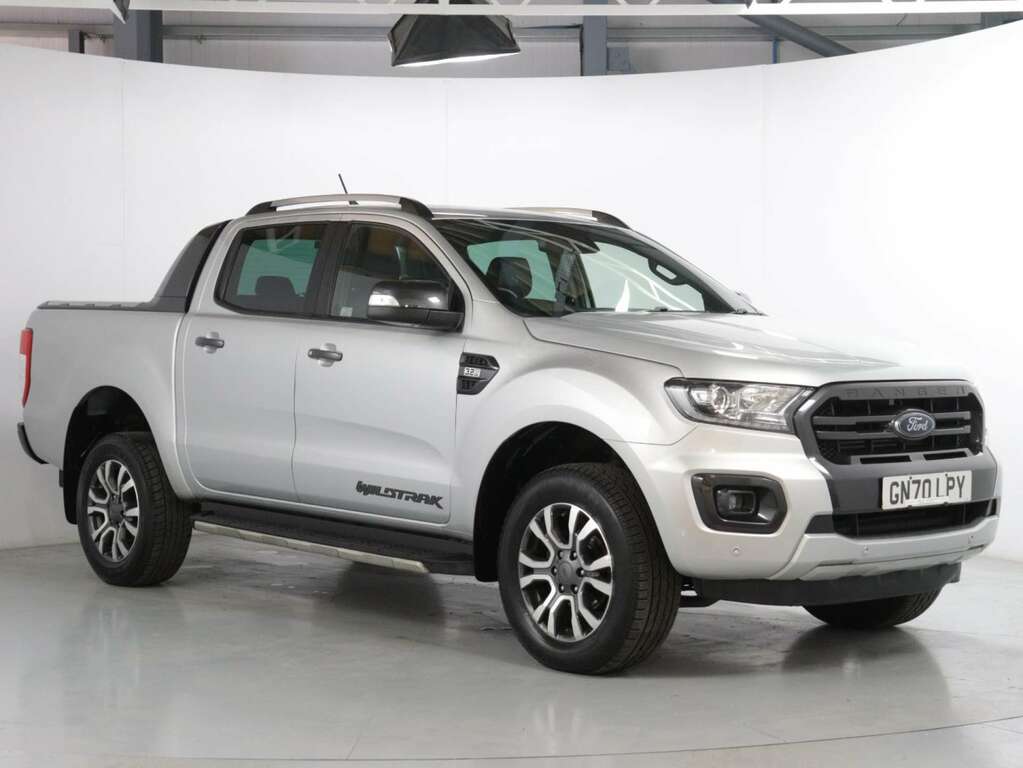 Compare Ford Ranger 3.2 Ranger Wildtrak Tdci 4X4 4Wd GN70LPY Silver