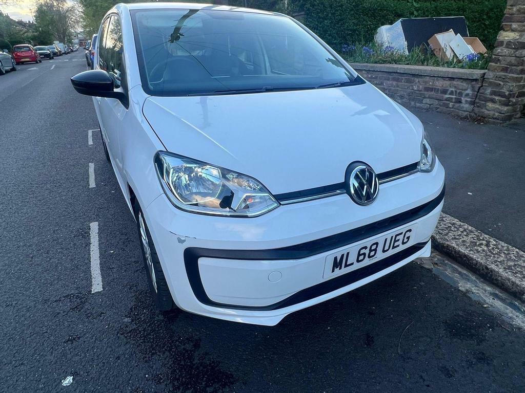 Compare Volkswagen Up 1.0 Move Up Euro 6 Ss ML68UEG White