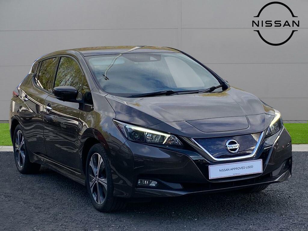 Compare Nissan Leaf 110Kw N-connecta 40Kwh ST70RZS Brown