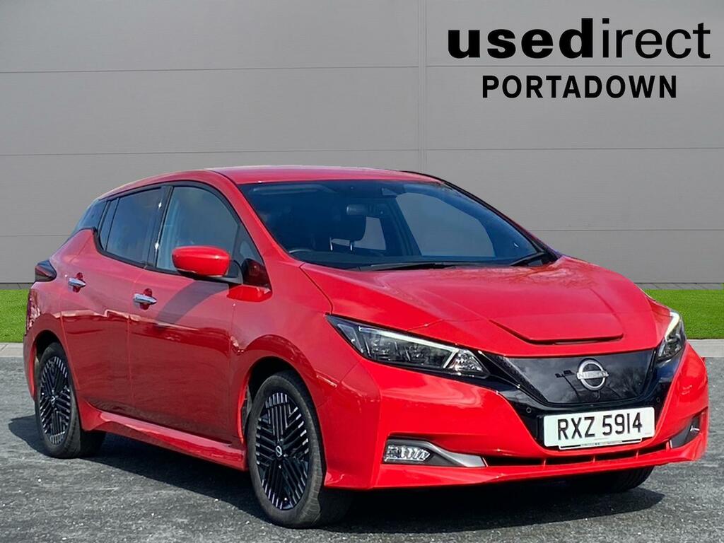 Compare Nissan Leaf 110Kw Tekna 39Kwh RXZ5914 Red