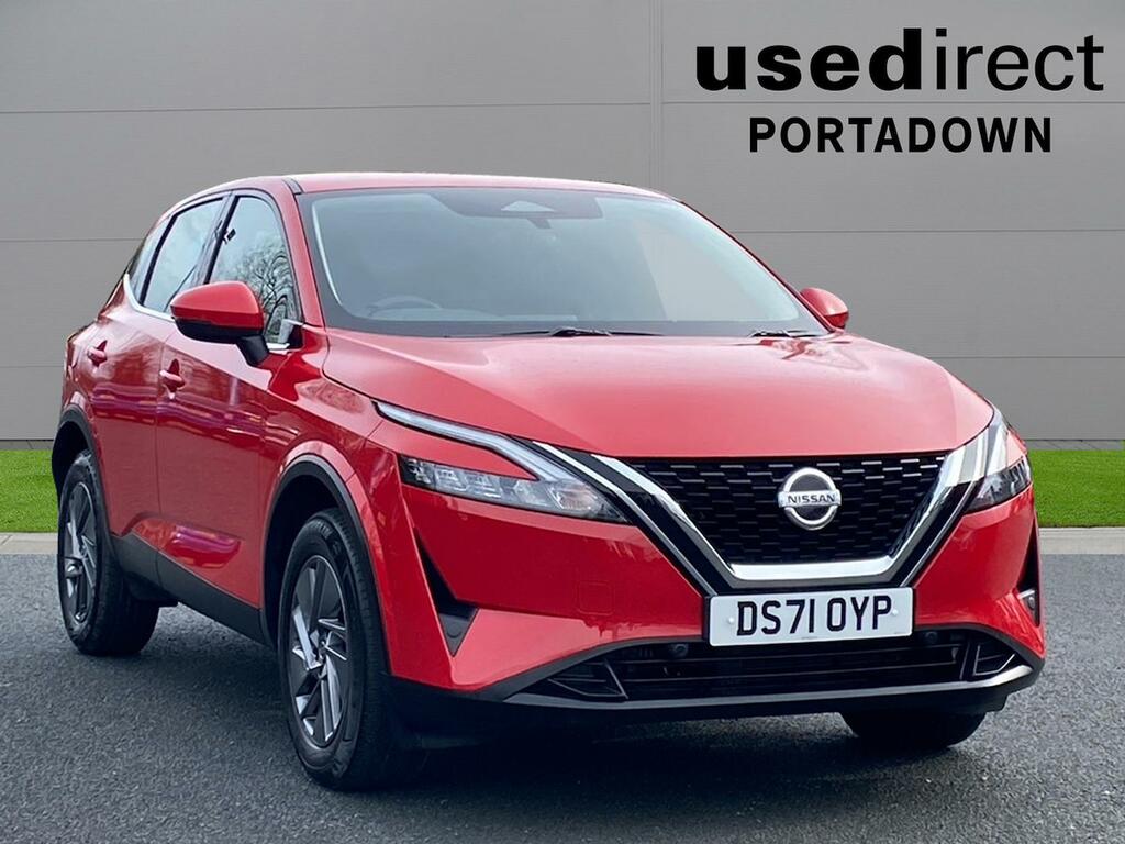 Compare Nissan Qashqai 1.3 Dig-t Mh Acenta Premium DS71OYP Red