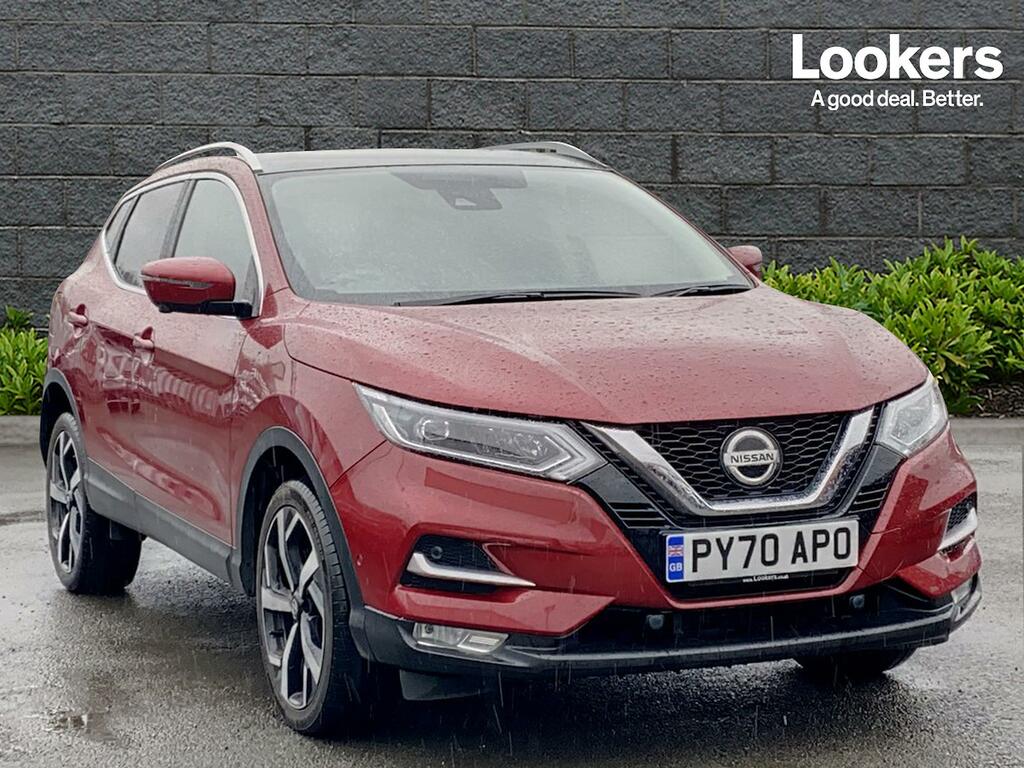 Compare Nissan Qashqai 1.3 Dig-t 160 Tekna Dct PY70APO Red