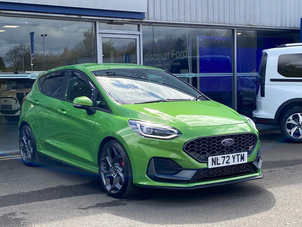 Compare Ford Fiesta 1.5 Ecoboost St-3 NL72YTM Green