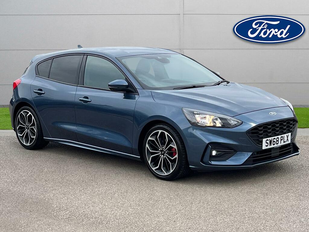 Compare Ford Focus 1.0 Ecoboost 125 St-line X SW68PLX Blue