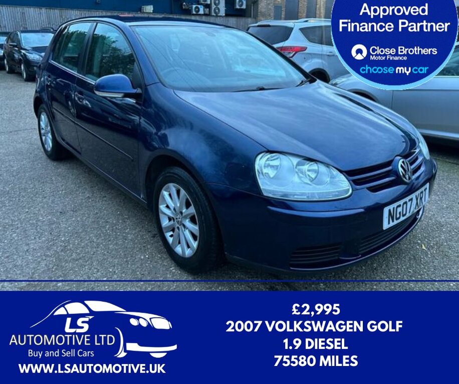 Compare Volkswagen Golf 1.9 Tdi Match 2007 NG07XRT Blue