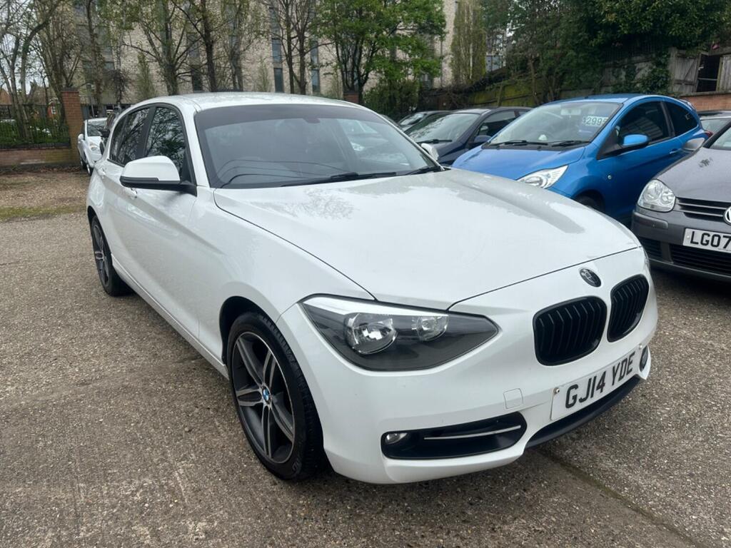 Compare BMW 1 Series 1.6 116I Sport 5-Door 2014 GJ14YDE White