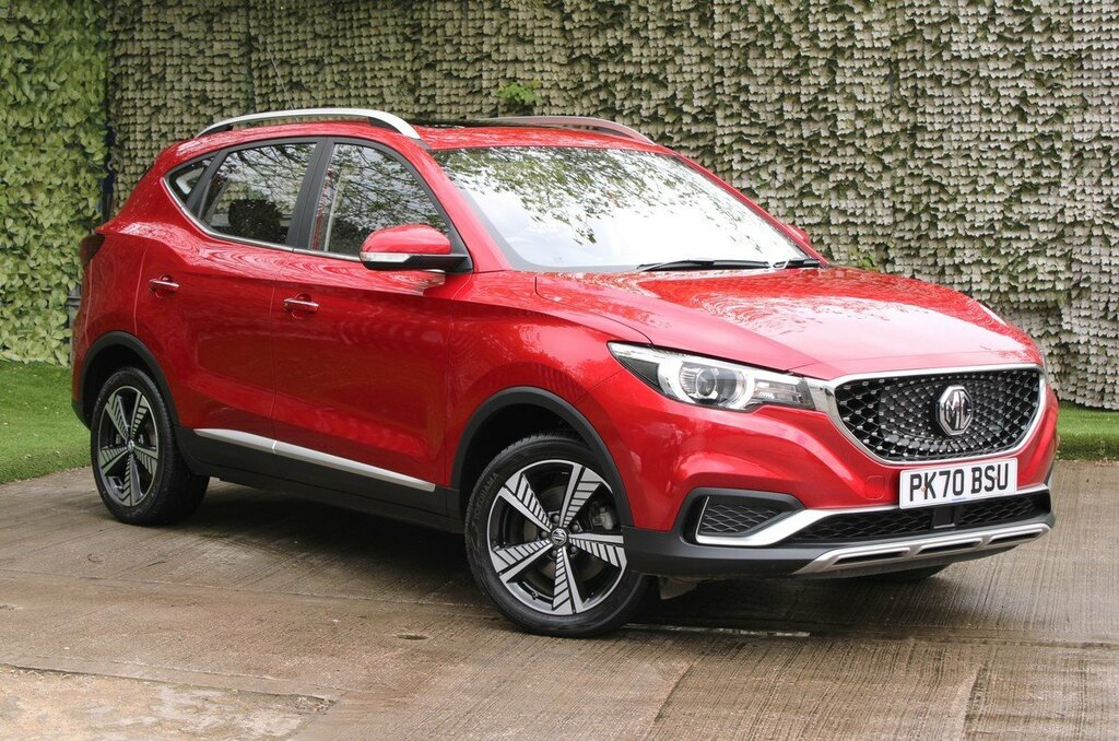Compare MG ZS Exclusive PK70BSU 