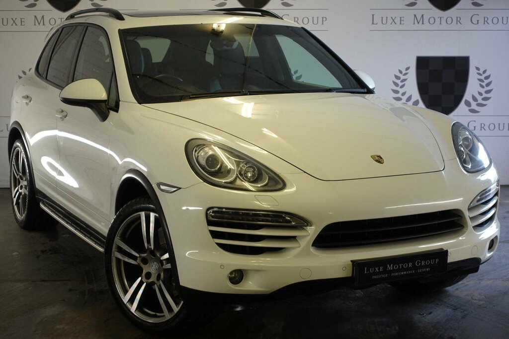 Compare Porsche Cayenne 2013 13 3.0 CU13DZB White