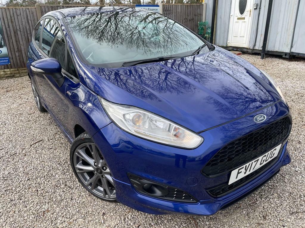 Compare Ford Fiesta 1.0T Ecoboost St-line Euro 6 Ss FV17GUG Blue