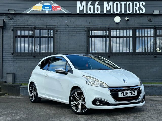 Compare Peugeot 208 Hatchback YL16YHZ White