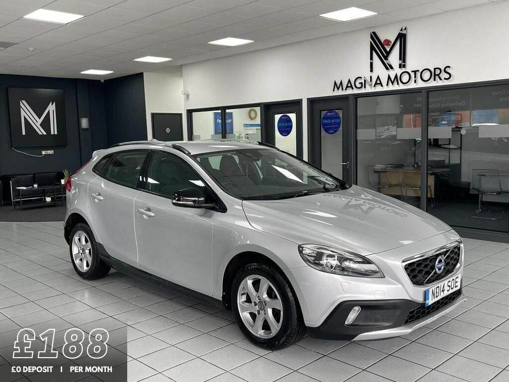 Compare Volvo V40 Cross Country D3 Cross Country Se ND14SOE Silver