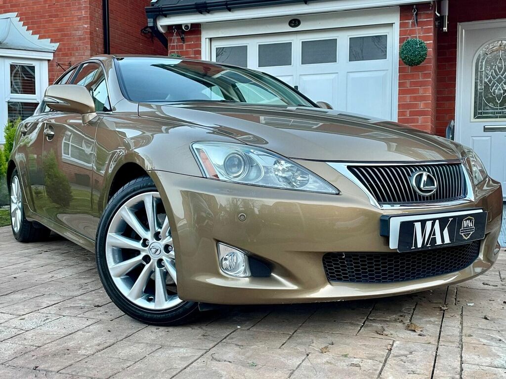 Compare Lexus IS Is 250 Se-i DV09MVP Gold