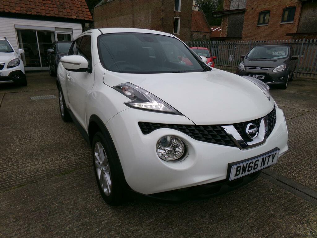 Compare Nissan Juke Suv 1.2 Dig-t N-connecta 2017 BW66NTY White