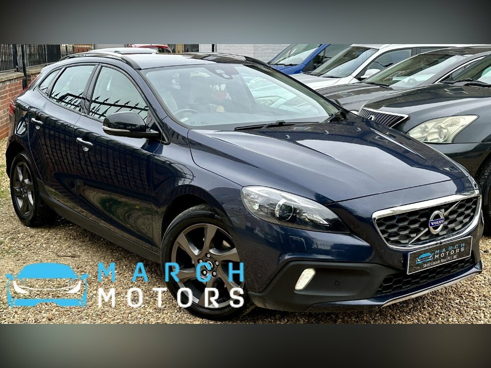 Compare Volvo V40 Cross Country 1.6 D2 Lux Hatchback Powershift Euro 5 YT14PZA Blue