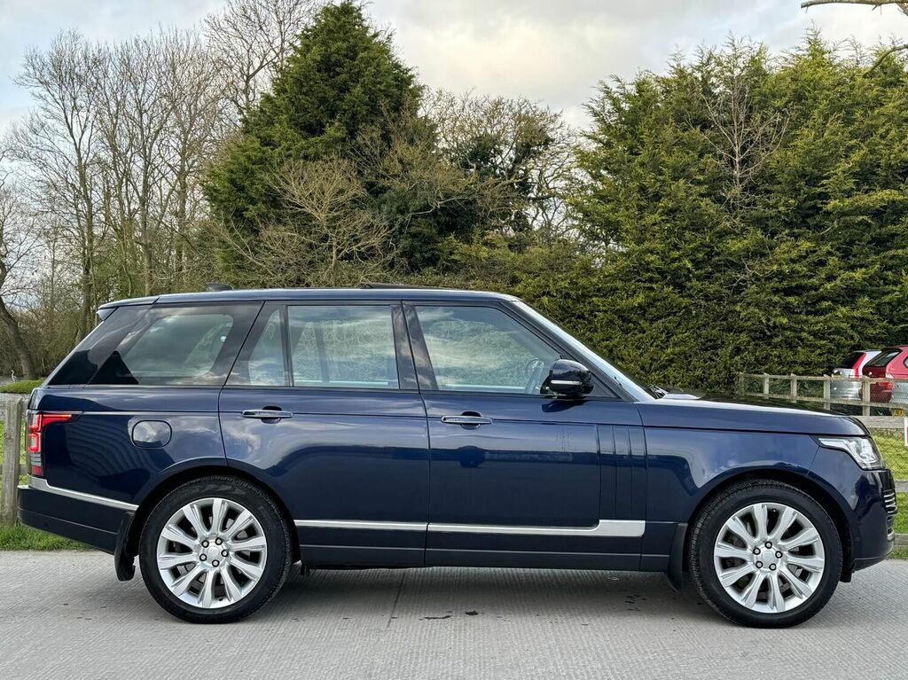 Compare Land Rover Range Rover 4X4 4.4 Sd V8 Vogue Se 4Wd Euro 6 Ss OY67UVX Blue