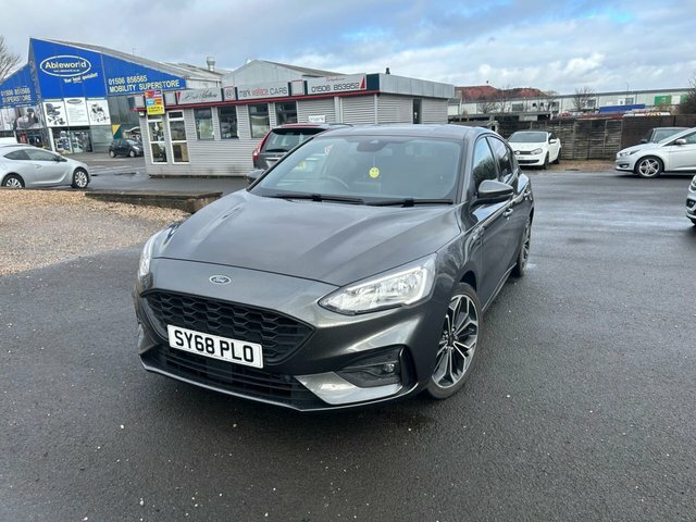Compare Ford Focus 1.0 St-line X 125 Bhp SY68PLO Grey