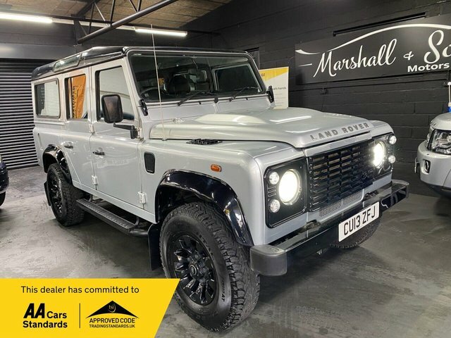 Compare Land Rover Defender 2.2 Td Station Wagon 122 Bhp 7 Seats CU13ZFJ Silver