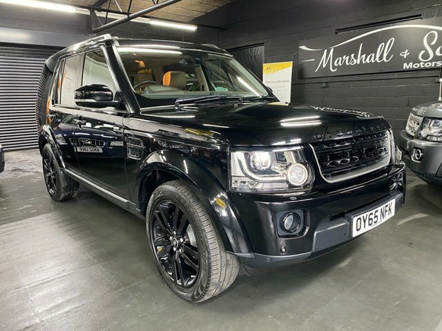 Compare Land Rover Discovery 3.0 Sdv6 Hse Luxury 255 Bhp OY65NFK Black