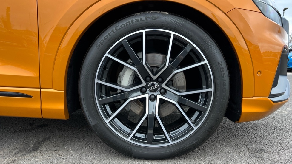 Audi Q8 Audi Estate 55 Tfsi Quattro Black Edition Tipt Orange #1