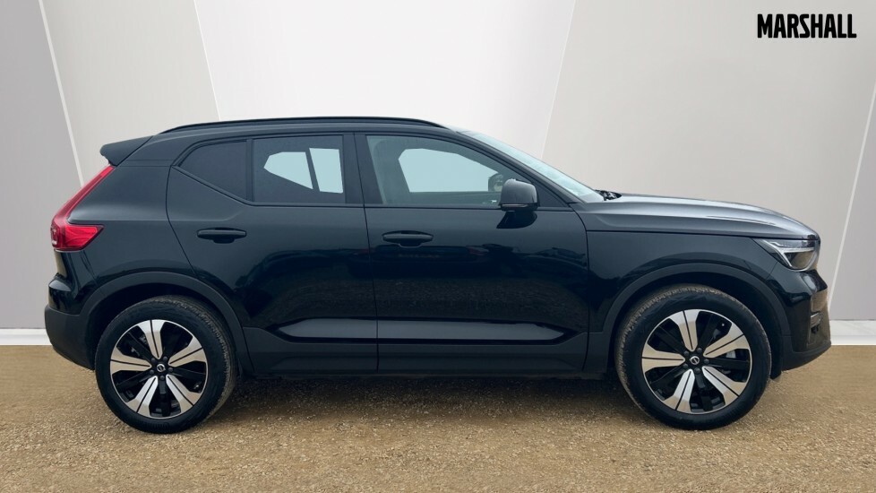 Compare Volvo XC40 Volvo Estate 170Kw Recharge Core 69Kwh NG72EPC Black