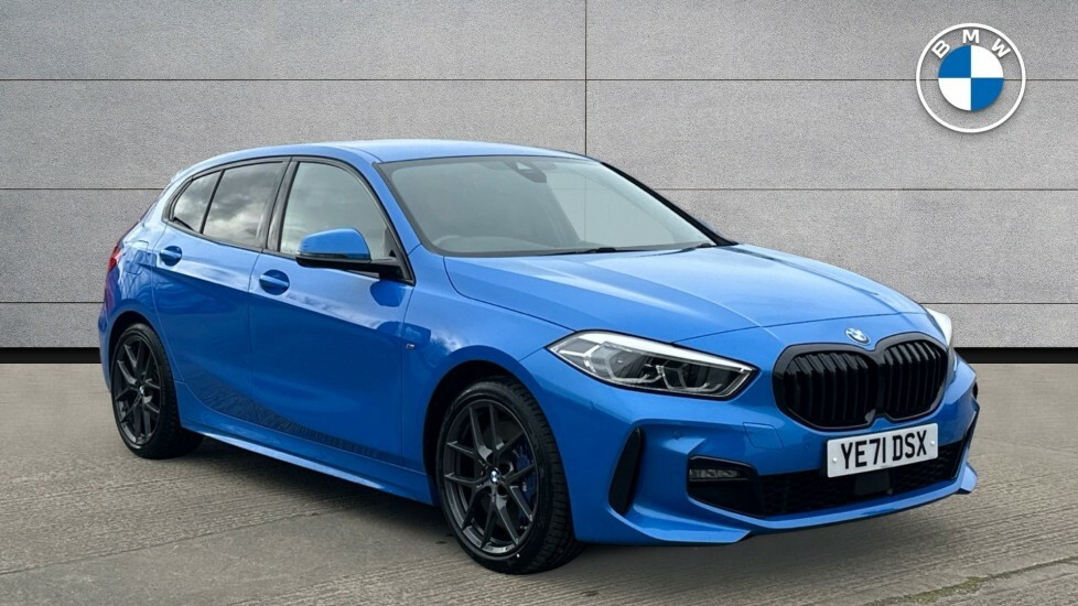 Compare BMW 1 Series Bmw Hatchback 116D M Sport YE71DSX Blue