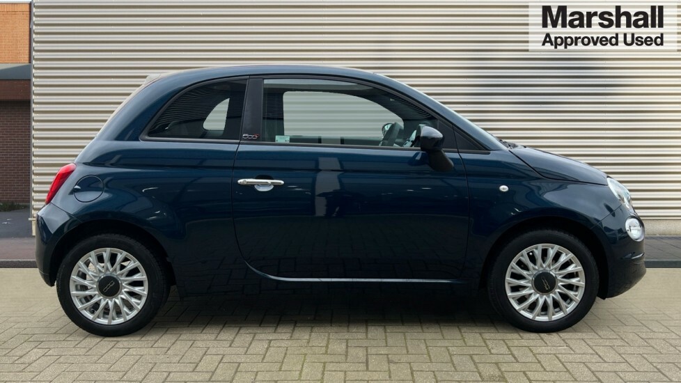 Compare Fiat 500 1.0 Mild Hybrid Lounge HX20KXZ Blue