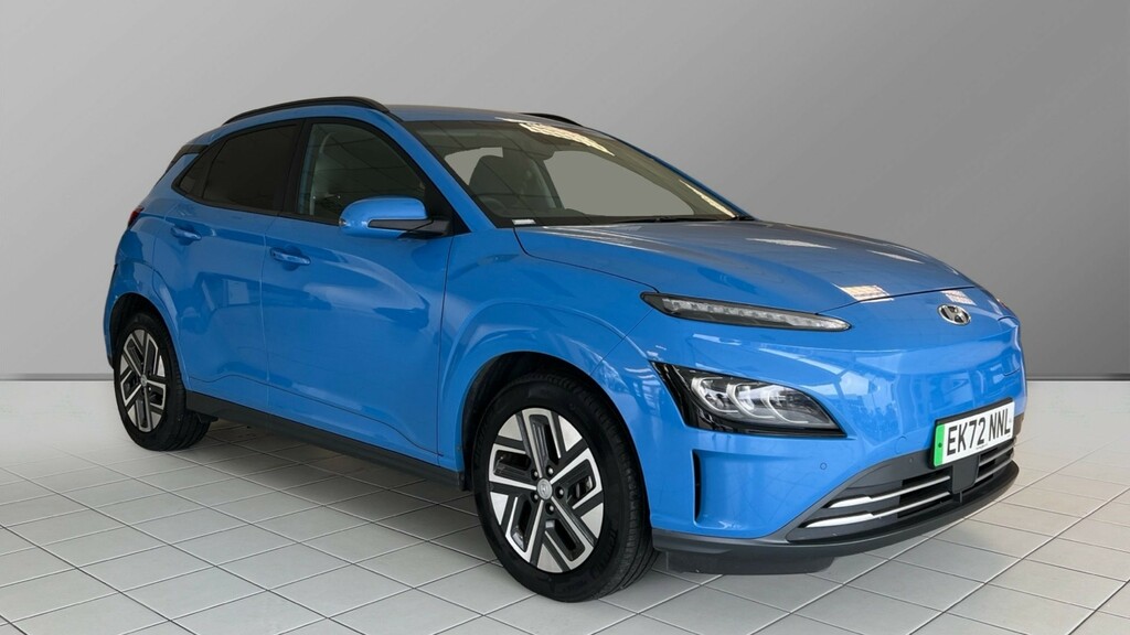 Compare Hyundai Kona Hat 64Kwh Premium Au EK72NNL Blue
