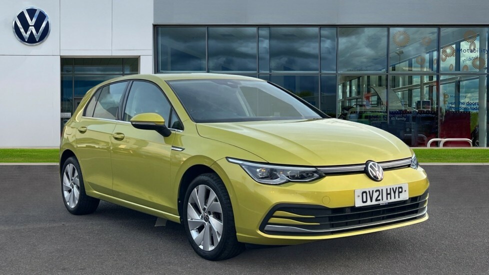 Compare Volkswagen Golf 8 Style 1.5 Tsi 130Ps 6-Speed OV21HYP Yellow
