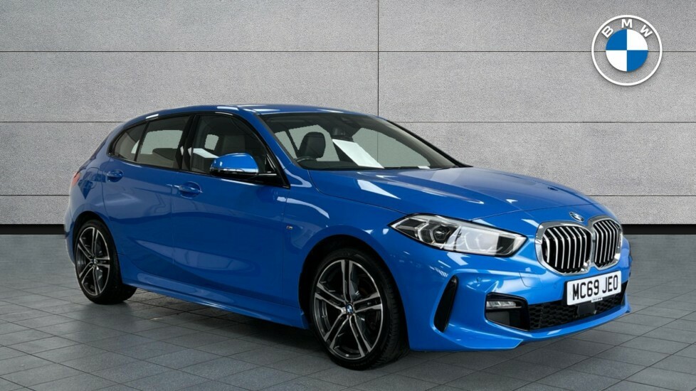 Compare BMW 1 Series Bmw Hatchback 118I M Sport Step MC69JEO Blue